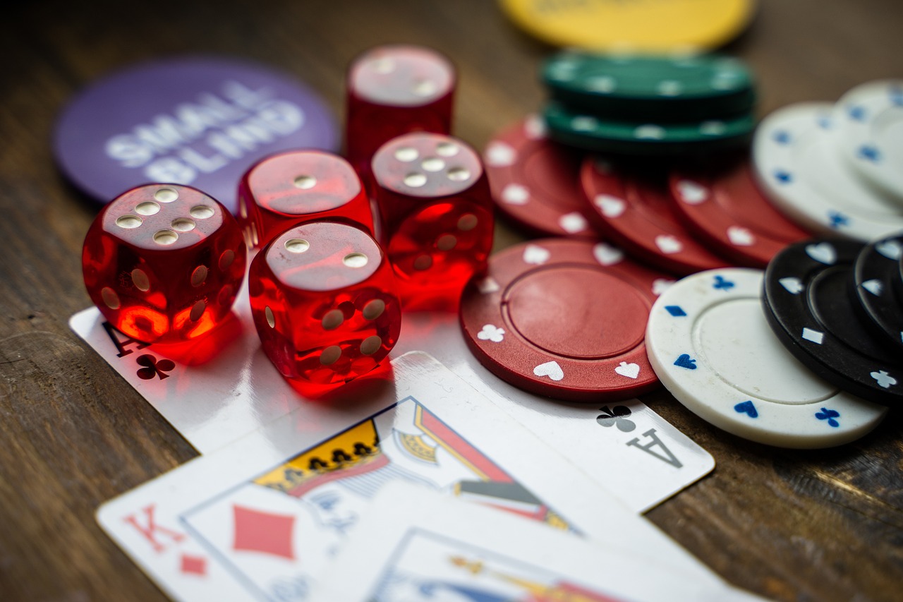 gambling-g1948b4856_1280